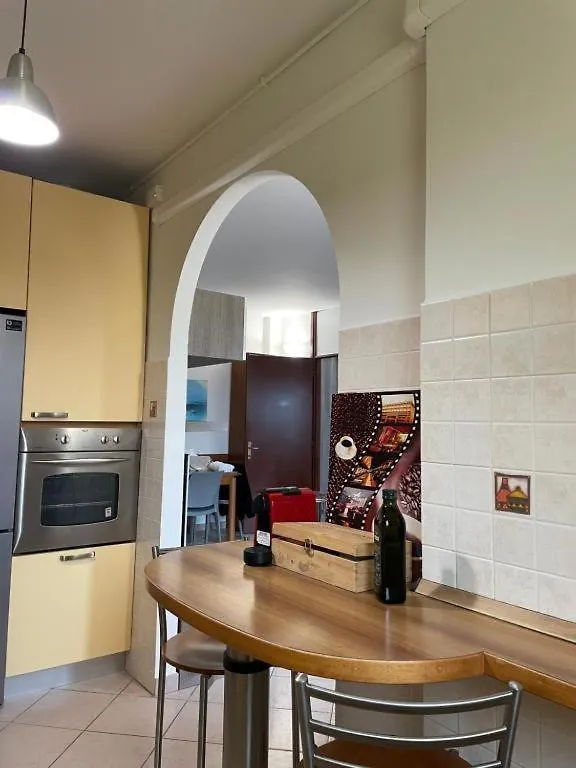 Appartement Pm 2 Via Alcide De Gasperi à Rozzano